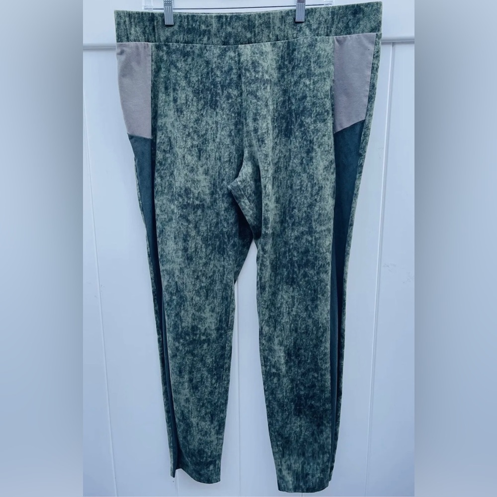 LOGO By Lori Goldstein Green Gray Legging Faux Sued size xl